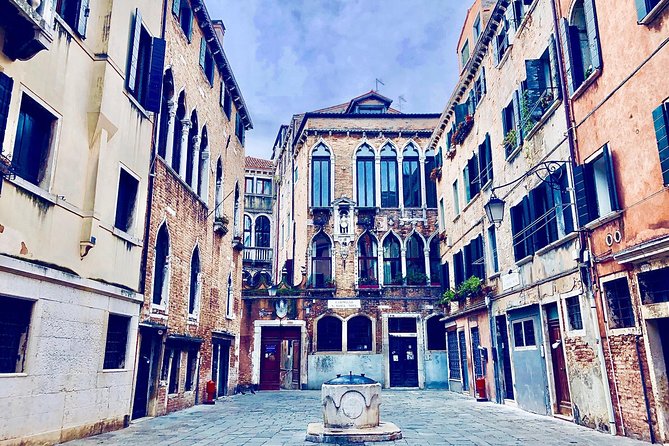 Private Tour: Venice Art and Architecture Walking Tour - Price and value: what $343.17 per person buys you in Venice