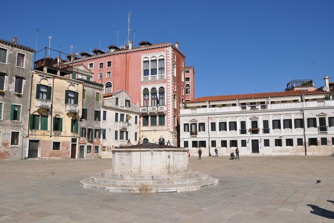 Private Tour: Venice Rialto Market, San Polo and Frari Church Walking Tour - Weather and crowd reality: short walk, big payoff