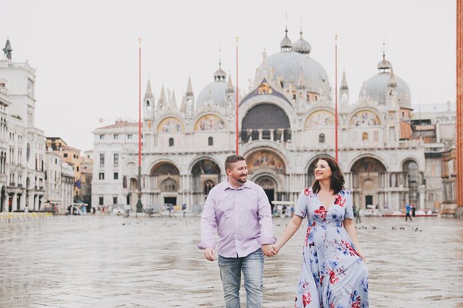 Private Vacation Photography Session with Local Photographer in Venice - Venice Photo Session: Private, Guided, and Actually Enjoyable