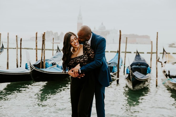 Private Vacation Photography Session with Local Photographer in Venice - Suitable For Who: Couples, Families, Engagements, and Small Groups