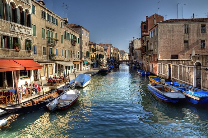 Private Venice Canal Cruise: 2-Hour Grand Canal and Secret Canals - The Arsenale moment: Porta dell’Acqua and a shipyard you can actually picture
