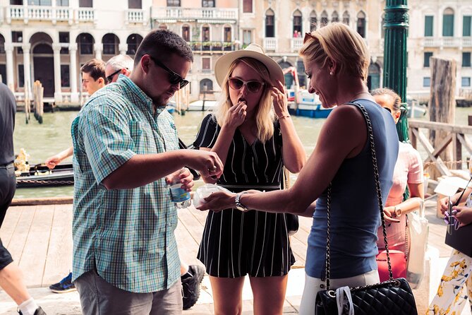 Private Venice Food Tour with Rialto Market Visit - Al Mercà aperitif and the bacaro rhythm