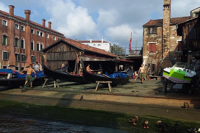 Private Venice walking tour plus Murano island lunch and glass factory visit - Who this tour suits best (and who should choose a different style)