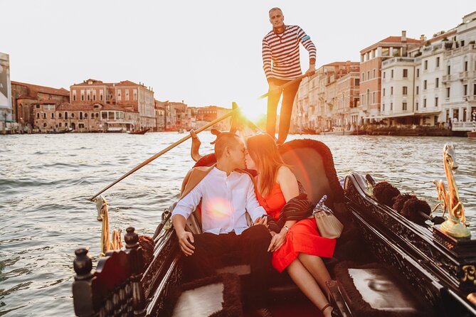Private Walking and Photography Tour in Venice - Why a private photo walk makes sense in Venice