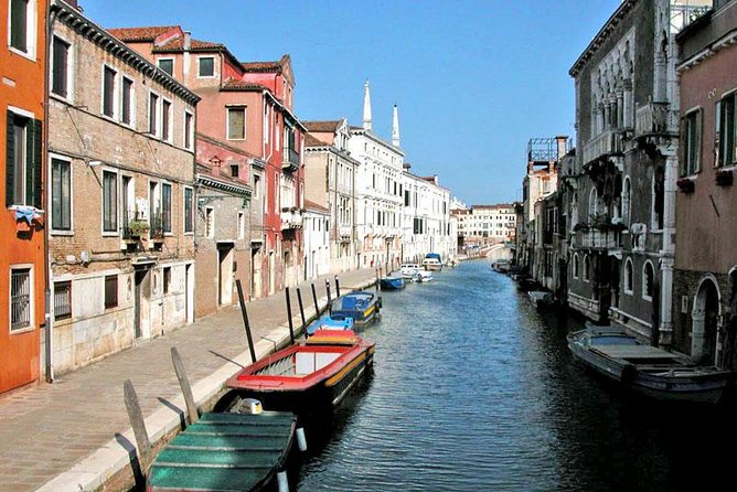 Private Walking Tour: Cannaregio and the Jewish Ghetto - Stop 1 in Cannaregio (about 1 hour 30): monuments, palaces, and the neighborhood context