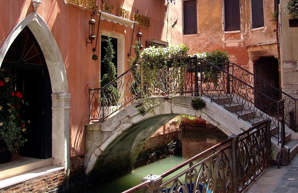Private Walking Tour in Venice - What’s included (and what you’ll need to plan for)