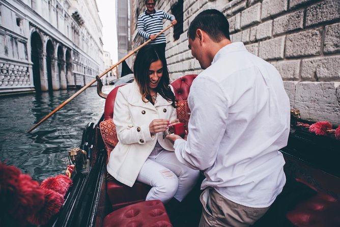 Proposal Photographer in Venice - Should you book this Venice proposal photographer?