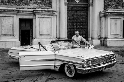 Rent the perfect car for your Wedding - Basilica e Scoletta di S.Maria del Carmine Stop: Why This Church Moment Matters