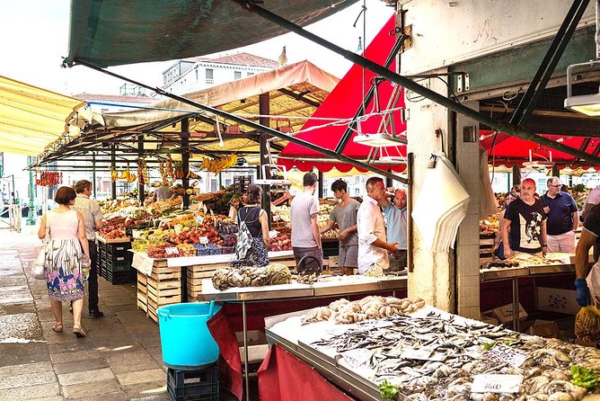 Rialto Market Food Tour: Wine Tasting and Sightseeing in Venice - Small group size: the difference you’ll actually feel
