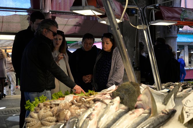 Rialto Market Tour with Hands on Cooking Class, Wine & Tiramisu - Who should book this Rialto Market cooking tour?