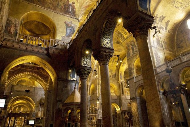 Saint Mark's VIP Night Tour: Exclusive Access Small Group Tour - Pala d’Oro close-up: the part you usually can’t get this way