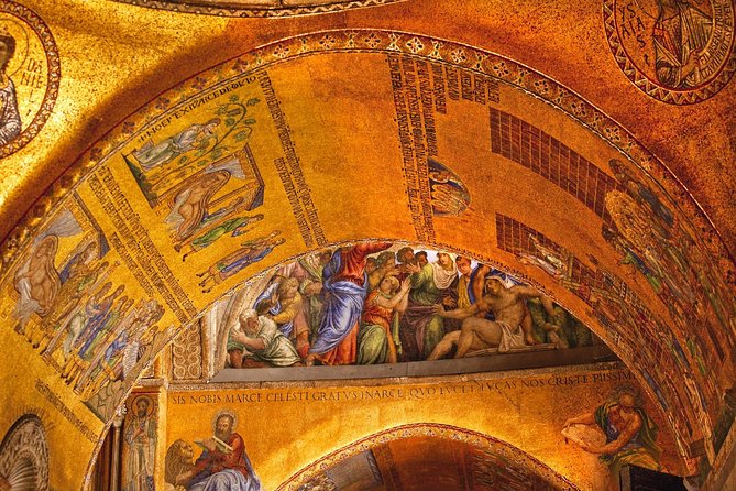 Saint Mark's VIP Night Tour: Exclusive Access Small Group Tour - The guide makes the difference: names you might hear