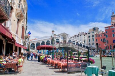 San Polo, Rialto & Frari: 2-Hour Private Walking Tour in Venice - San Polo’s living streets: why the neighborhood part matters