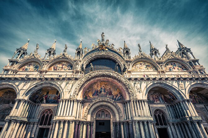 Skip-the-Line: Doge's Palace & St. Mark's Basilica Fully Guided Tour - St. Mark’s Basilica: Skip the Queue, Then Watch the Details