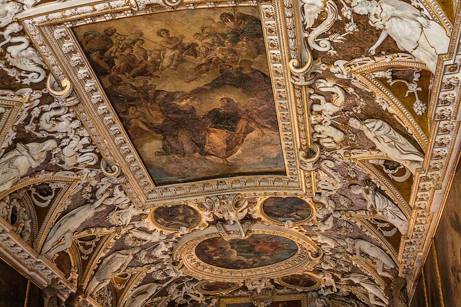 Skip the Line St Mark’s Basilica and Doge’s Palace Exclusive Tour - Private tour energy: the pace, the questions, and the guide
