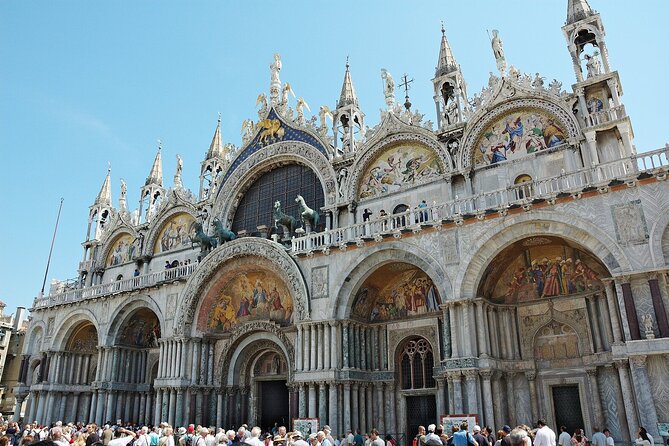 Skip the Line St Mark’s Basilica and Doge’s Palace Exclusive Tour - Should you book this St Mark’s Basilica + Doge’s Palace skip-the-line private tour?
