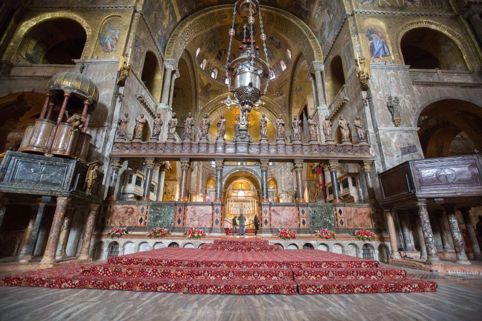 Skip the Line: St. Mark's Basilica Guided Tour - Entering through St. Peter’s Door: faster access, less chaos