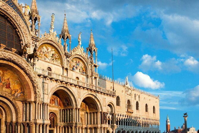 Skip the Line St. Mark's Basilica Tour - Headsets, English quality, and how crowds affect your hearing