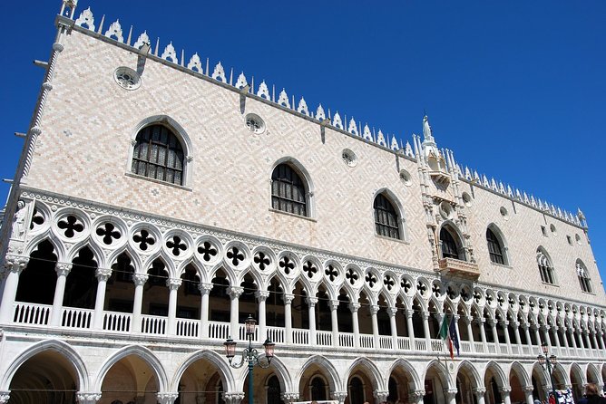 Skip the Line Venice Doge's Palace and St. Mark's Basilica Tour - Doge’s Palace: Gothic grandeur plus the prison route