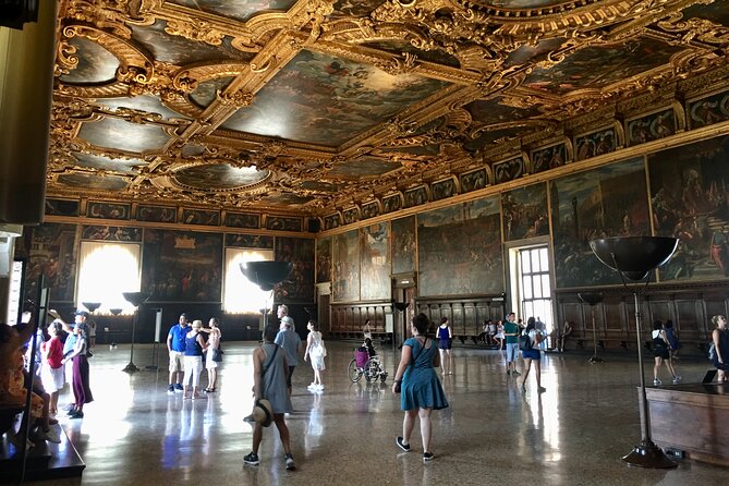 Small-group Doge's Palace Skip-the-line Tour - Planning for Venice Reality: Rain, High Tides, and the €5 Access Fee