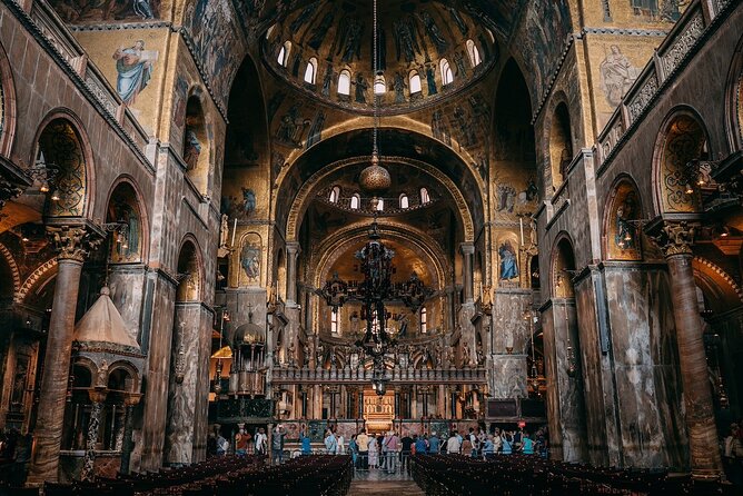 Small-group Saint Mark’s Basilica Priority Access - Terrace views and photo time: worth it when included (and what to plan for)