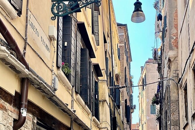 Small Group Tour Historical and Charming Venice Jewish Ghetto - Ghetto Ebraico: outside synagogues, strict rules, and WWII impact