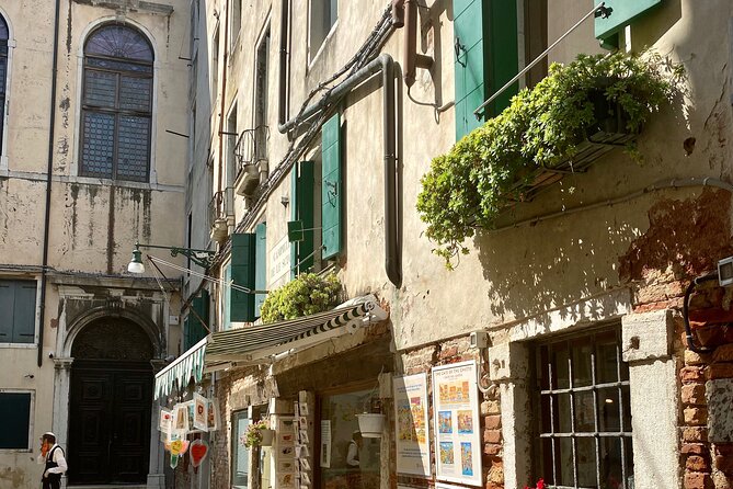 Small-Group Walking Tour of the Jewish Ghetto in Venice - Timing, Timing, Timing: Make It Work With Your Venice Day