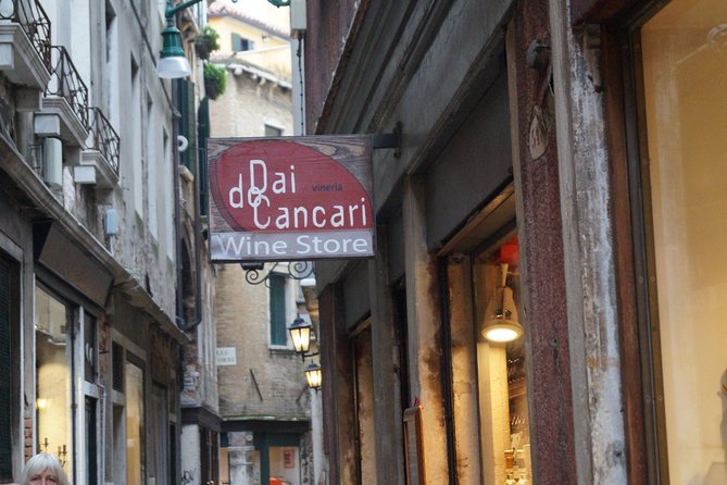 Sparkling Wine & Italian Prosecco Tasting in Venice - Price and logistics: is $58.87 worth it?