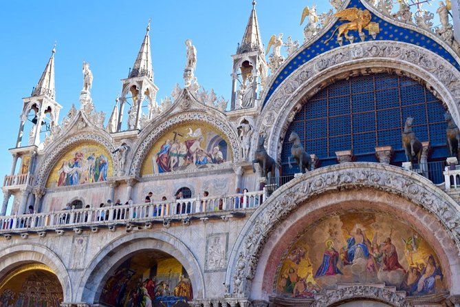 St. Mark’s Basilica Guided Tour with Venice Canals Gondola Ride - Small-group upgrade: when you want fewer people and more water-time