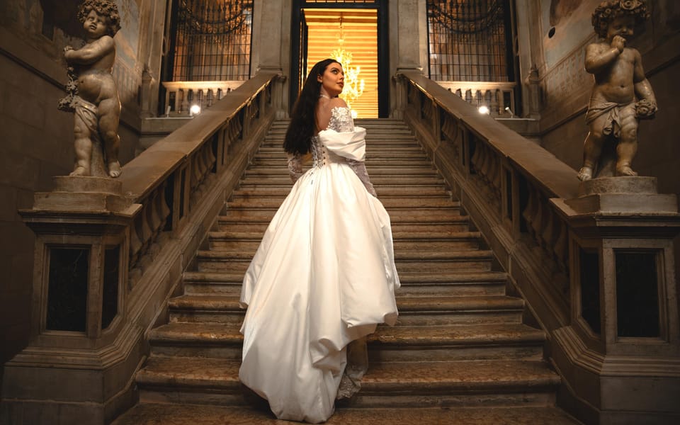 Stylish Photoshoots in Venice - Shared vs private: how to pick the right session