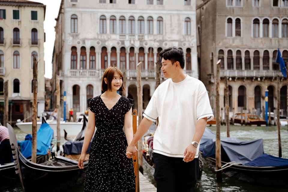 Stylish Photoshoots in Venice - The photo results: 70–150 high-res images, plus editing differences
