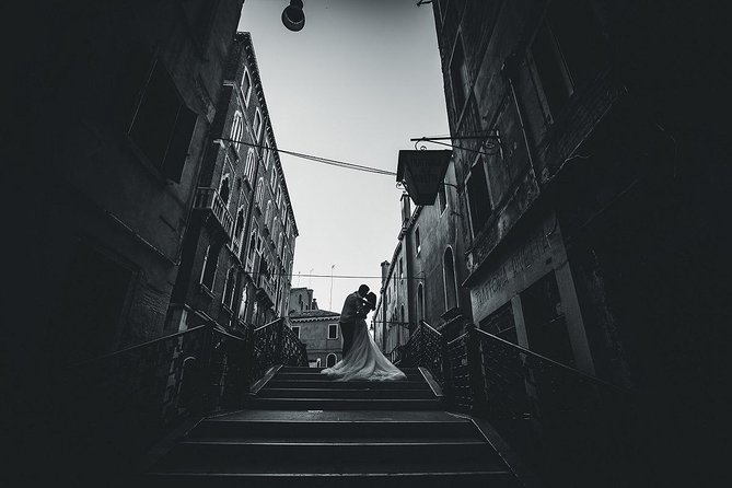 Sunrise Couple Photoshoot Tour - Practical Tips: Weather, Footwear, and Getting the Most From Early Morning