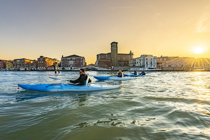 Sunset Kayak Tour in Venice: Discovering the City’s Canals - Start at Società Canottieri Francesco Querini: more than a meet-and-go