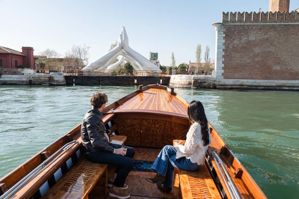 Sunset Serenity Cruise in the Venice Lagoon - Getting on the historic boat at Fondamenta Zattere Al Ponte Lungo