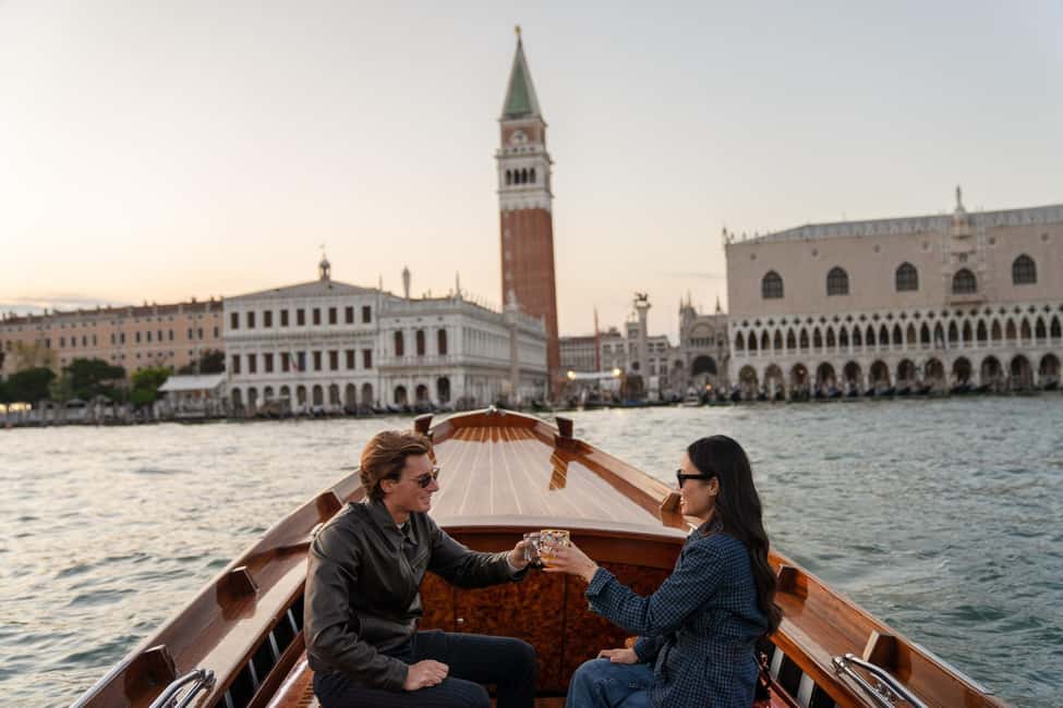 Sunset Serenity Cruise in the Venice Lagoon - Doge’s Palace from water: the shortcut to real perspective