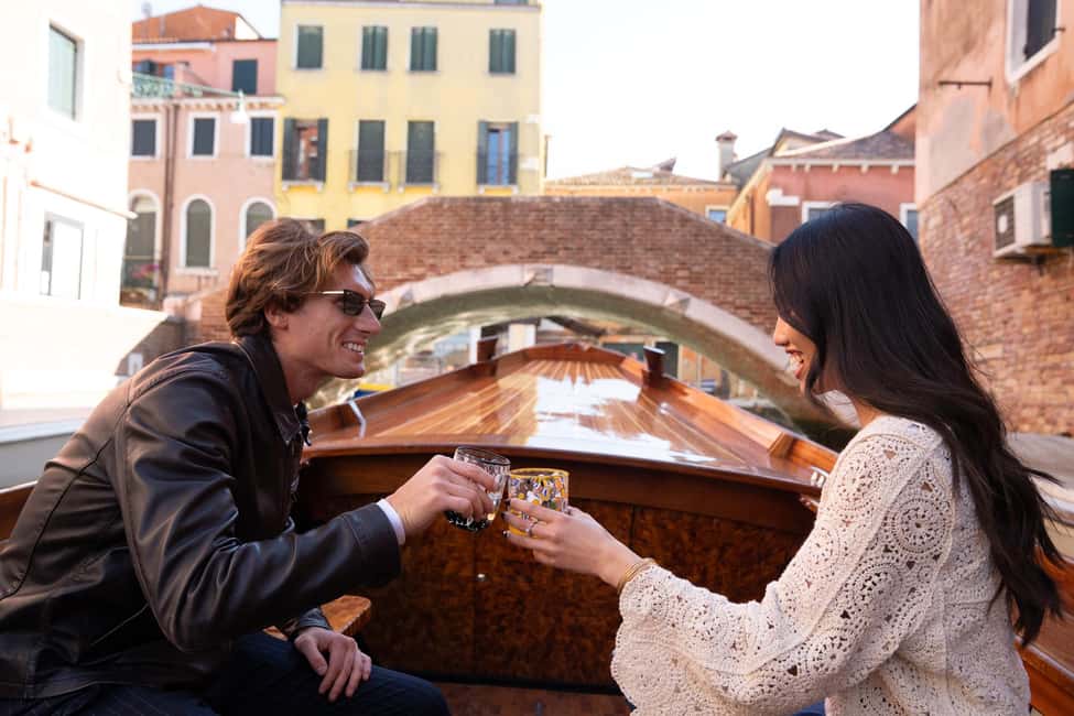 Sunset Serenity Cruise in the Venice Lagoon - Chilled prosecco in the right place: the sunset timing