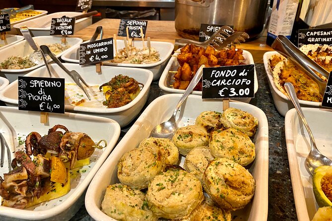 Tasty Street Food Tour of Venice City Center with Cicchetti & Local Specialties - Mercati di Rialto: Seven Centuries of What Venetians Actually Cook With