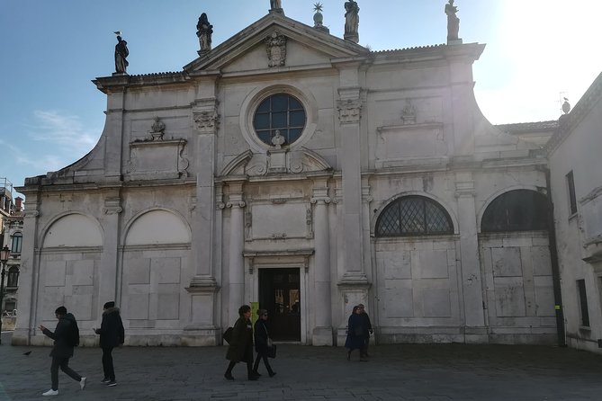 The Essence of Venice in a Stress Free Small group Walking Tour - The guide makes or breaks it: what you can expect from the commentary