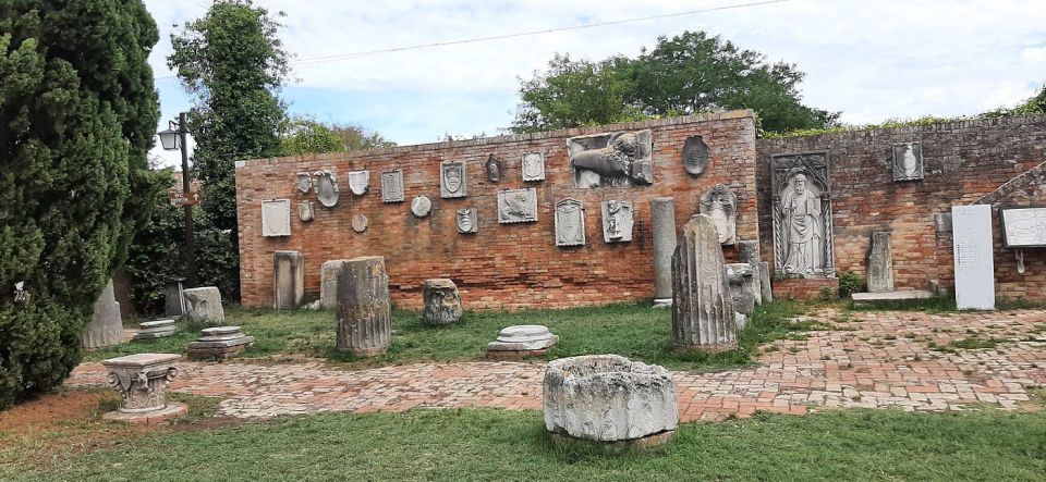 The gems of the lagoon. Torcello Burano Murano - FAQ