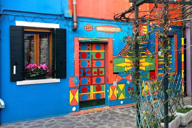 The Secret Corners of Burano - Getting to Burano: why this fishing island still feels real