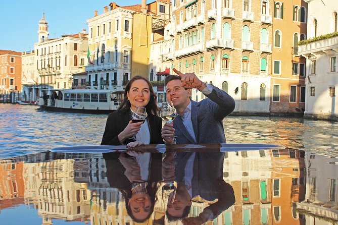 The Secrets of the Grand Canal - Special Private Boat Tour - Rialto Bridge and St. Mark Area from Below the Footsteps