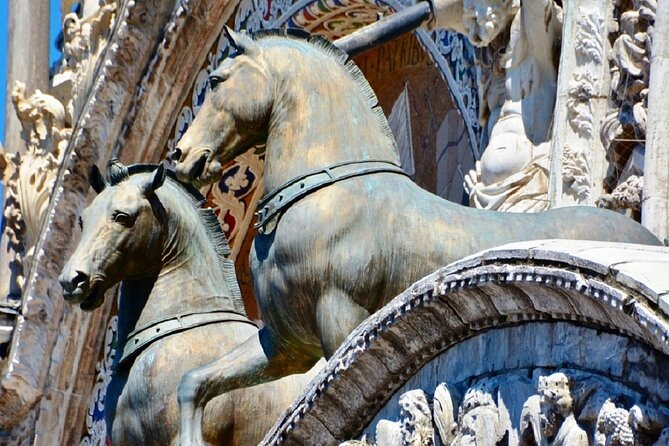 Unusual Perspectives of St Mark's Basilica & optional Pala d'Oro - Upper-floor access and the loggia view over the square