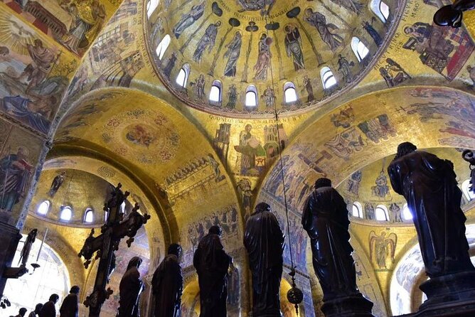 Unusual Perspectives of St Mark's Basilica & optional Pala d'Oro - St Mark’s Museum: the scale model that fixes the big-picture problem