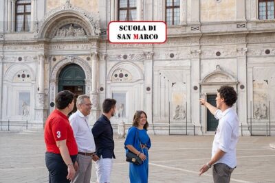 Unusual Venice Walking Tour through Rialto & Gondola Experience - The Walking Tour: San Marco to Rialto (With Stops That Change the Mood)