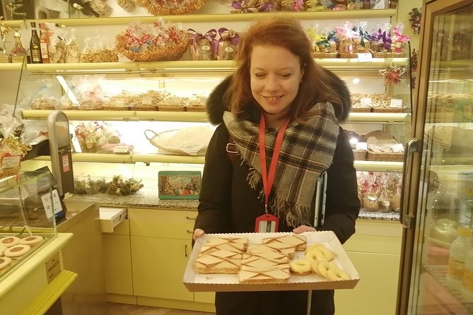 Venetian Cicchetti Street Food and Sightseeing Walking Tour - Guide names you’ll hear in real life
