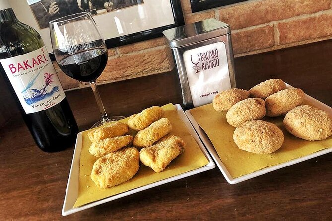 Venetian food stories: a private culinary tour - Spritz and cicchetti: how to order at bacari without guessing