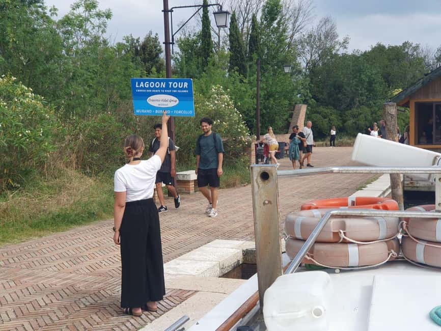 Venetian Lagoon Tour: Visit Murano, Burano and Torcello - Burano: lace shops, colorful houses, and why it’s the best walk