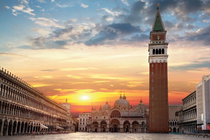 Venezia Walking Tour with Audio and Written Guide by a Local - Key takeaways before you go