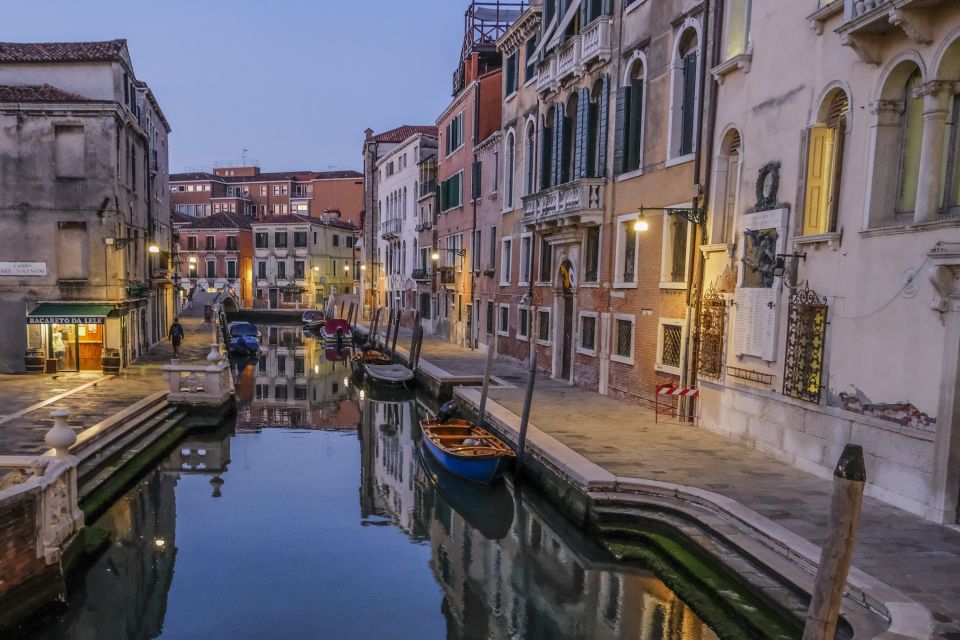 Venice: 2-Hour Private Photo Walk - Why a private Venice photo walk beats wandering alone