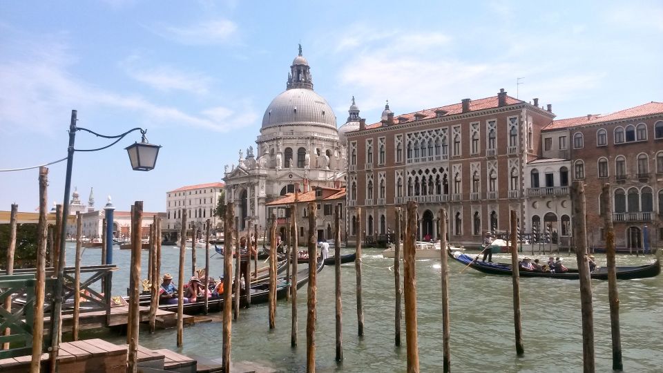 Venice: 30 min Gondola Ride on the Grand Canal with Guide - Who this gondola ride fits best